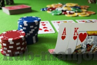 幸运水果机棋牌游戏-幸运水果机与棋牌游戏的趣味交织